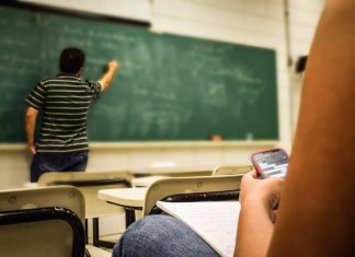 Aulas serão suspensas a partir de quarta-feira (18) em Minas Gerais