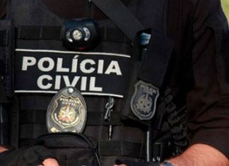 Mulher suspeita de envolvimento em roubo de carro e agressões a vítima é presa em Uberlândia Mulher suspeita de envolvimento em roubo de carro e agressões a vítima é presa em Uberlândia