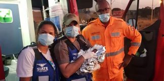 Recém-nascido é encontrado às margens de rodovia em Uberlândia Recém-nascido é encontrado às margens de rodovia em Uberlândia