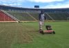 Prefeitura inicia reforma do gramado do Estádio Parque do Sabiá Prefeitura inicia reforma do gramado do Estádio Parque do Sabiá