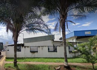 Trabalhador morre após fardo de 500 kg cair sobre ele em indústria, em Uberlândia Trabalhador morre após fardo de 500 kg cair sobre ele em indústria, em Uberlândia