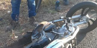 Jovem motociclista morre ao colidir com cavalo em Uberlândia Jovem motociclista morre ao colidir com cavalo em Uberlândia