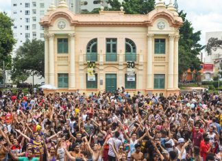 Câmara aprova projeto e Prefeitura de Uberlândia irá repassar R$1 milhão para Escolas de samba. Câmara aprova projeto e Prefeitura de Uberlândia irá repassar R$1 milhão para Escolas de samba