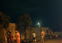 Jovem morre após bater moto em árvore no bairro Marta Helena em Uberlândia Jovem morre após bater moto em árvore no bairro Marta Helena em Uberlândia