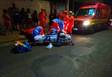 Acidente entre moto e carro no Mansour em Uberlândia deixa uma jovem de 21 anos em estado grave Acidente entre moto e carro no Mansour em Uberlândia deixa uma jovem de 21 anos em estado grave