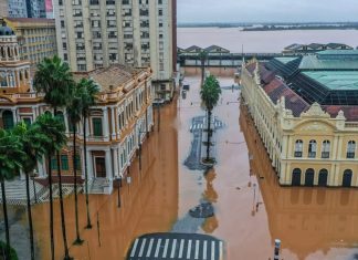 Porto Alegre planeja ‘cidade provisória’ para abrigar 10 mil pessoas Porto Alegre planeja 'cidade provisória' para abrigar 10 mil pessoas