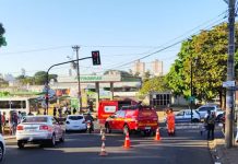 Idosa morre atropelada por ônibus e é arrastada por 50m em Uberlândia Idosa morre atropelada por ônibus e é arrastada por 50m em Uberlândia