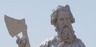 Nossa Senhora da Abadia: Basílica de Romaria recebe esculturas dos 12 apóstolos Basílica de Romaria recebe esculturas dos 12 apóstolos