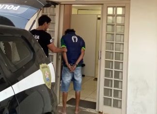 Mulher se separa de amigas após festa e sofre violência sexual por dois homens em MG Mulher se separa de amigas após festa e sofre violência sexual por dois homens em MG