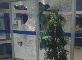 Homem Sofre Surto Psicótico em Agência Bancária em Patos de Minas Homem Sofre Surto Psicótico em Agência Bancária em Patos de Minas