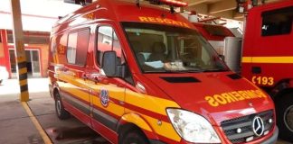 Acidente em Vidraçaria: Funcionário Sofre Corte Grave no Pescoço ao Manusear Vidro em Patos de Minas Acidente em Vidraçaria Funcionário Sofre Corte Grave no Pescoço ao Manusear Vidro em Patos de Minas