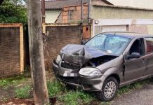 Homem perde a vida em acidente ao colidir carro contra poste no bairro Daniel Fonseca, em Uberlândia Homem perde a vida em acidente ao colidir carro contra poste no bairro Daniel Fonseca, em Uberlândia