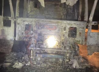Motociclista morre em colisão com caminhão que provoca incêndio na BR-050 em Delta Motociclista morre em colisão com caminhão que provoca incêndio na BR-050 em Delta