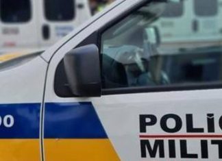 Mulher é Detida por Maus-Tratos Contra Filha com Deficiência em Uberaba Mulher é Detida por Maus-Tratos Contra Filha com Deficiência em Uberaba