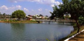 Mulher em situação de rua morre afogada na Lagoa Grande, em Patos de Minas Mulher em situação de rua morre afogada na Lagoa Grande, em Patos de Minas