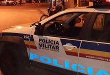 Pais são Detidos por Deixar Três Crianças Trancadas em Casa por 12 Horas em Patrocínio Pais são Detidos por Deixar Três Crianças Trancadas em Casa por 12 Horas em Patrocínio