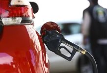 Petrobras Informa a Lula Necessidade de Reajuste no Diesel; Alta Pode Chegar a R$ 0,24 por Litro Petrobras Informa a Lula Necessidade de Reajuste no Diesel; Alta Pode Chegar a R$ 0,24 por Litro