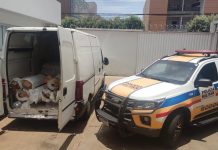 Polícia Militar Rodoviária de MG apreende carga de R$ 30 mil obtida por golpe; destino era Ituiutaba Polícia Militar Rodoviária de MG apreende carga de R$ 30 mil obtida por golpe