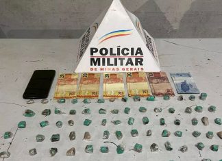 Polícia Militar apreende drogas e detém adolescente durante operação no bairro Integração, em Uberlândia Polícia Militar apreende drogas e detém adolescente durante operação no bairro Integração, em Uberlândia