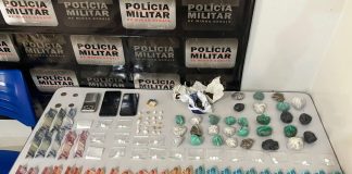Polícia Militar apreende drogas e detém adolescentes infratores em Santa Vitória Polícia Militar apreende drogas e detém adolescentes infratores em Santa Vitória