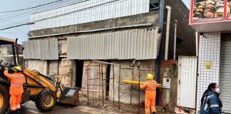 Trabalhador perde a vida ao ser esmagado por marquise de construção em Tupaciguara Trabalhador perde a vida ao ser esmagado por marquise de construção em Tupaciguara