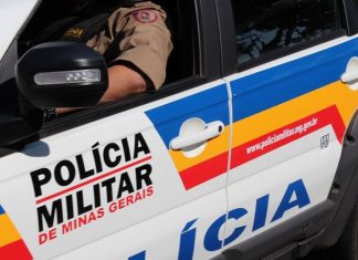 Homem é preso por tráfico de drogas durante patrulhamento no bairro Jardim Patrícia, em Uberlândia Homem é preso por tráfico de drogas durante patrulhamento no bairro Jardim Patrícia, em Uberlândia