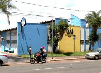 Bebê que se afogou em piscina de casa é velada em Uberlândia Bebê que se afogou em piscina de casa é velada em Uberlândia