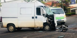 Colisão entre van e ônibus coletivo em Uberlândia deixa sete feridos Colisão entre van e ônibus coletivo em Uberlândia deixa sete feridos