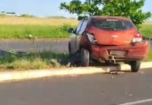 Colisão entre veículos seguida de atropelamento deixa dois feridos em estado grave em Uberlândia Colisão entre veículos seguida de atropelamento deixa dois feridos em estado grave em Uberlândia