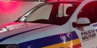 Criança de 3 anos é esquecida por 2 horas em van escolar irregular, e motorista é preso em Uberlândia Criança de 3 anos é esquecida por 2 horas em van escolar irregular, e motorista é preso em Uberlândia