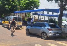 Esposa do atirador que feriu motorista de van em Laranjeiras é presa Esposa do atirador que feriu motorista de van em Laranjeiras é presa