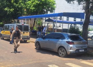 Esposa do atirador que feriu motorista de van em Laranjeiras é presa Esposa do atirador que feriu motorista de van em Laranjeiras é presa