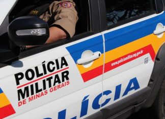 Homem é preso em Uberlândia com moto roubada e grande quantidade de fios de cobre furtados Homem é preso em Uberlândia com moto roubada e grande quantidade de fios de cobre furtados