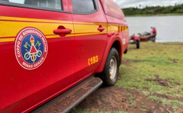Jovem de 19 anos morre afogado após naufrágio no Rio Paranaíba, em Santa Vitória Jovem de 19 anos morre afogado após naufrágio no Rio Paranaíba, em Santa Vitória