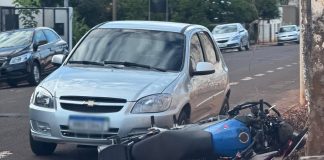 Policial se envolve em acidente durante perseguição no Centro de Ituiutaba Policial se envolve em acidente durante perseguição no Centro de Ituiutaba