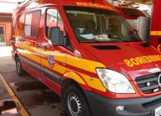 Trabalhador fica ferido após queda de cinco metros durante serviço em colégio de Uberlândia Trabalhador fica ferido após queda de cinco metros durante serviço em colégio de Uberlândia