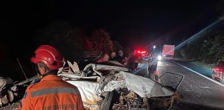 Tragédia na BR-365: Colisão Frontal em Santa Vitória Mata Três e Fere Dois Tragédia na BR-365 Colisão Frontal em Santa Vitória Mata Três e Fere Dois