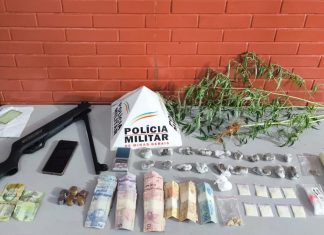 Dupla é Presa por Tráfico de Drogas em Ituiutaba Dupla é Presa por Tráfico de Drogas em Ituiutaba