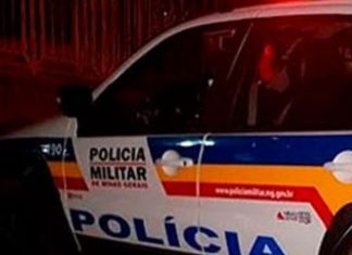Dupla é presa por tráfico de drogas no bairro Dona Zulmira, em Uberlândia Dupla é presa por tráfico de drogas no bairro Dona Zulmira, em Uberlândia