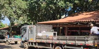 Futel monitora desocupação dos quiosques e lanchonetes no Parque do Sabiá Futel monitora desocupação dos quiosques e lanchonetes no Parque do Sabiá
