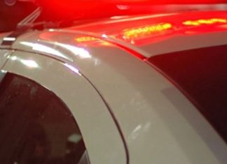 Homem é assassinado a tiros dentro de comércio no bairro Morumbi, em Uberlândia Homem é assassinado a tiros dentro de comércio no bairro Morumbi, em Uberlândia