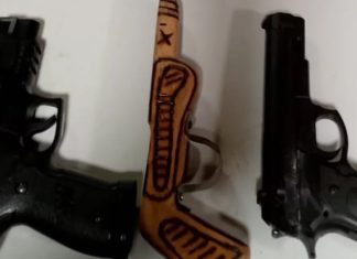 Homem é preso pela Polícia Militar por posse ilegal de munição e simulacros em Ituiutaba Homem é preso pela Polícia Militar por posse ilegal de munição e simulacros em Ituiutaba