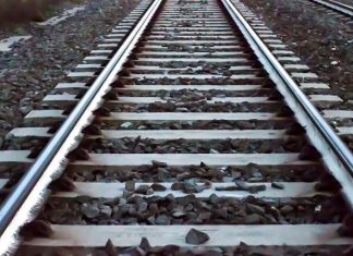 Homem perde as pernas após ser atropelado por trem em Natal Homem perde as pernas após ser atropelado por trem em Natal