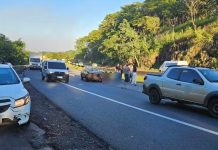 Motorista sai do carro após acidente e é atropelado fatalmente na BR-050, em Araguari Motorista sai do carro após acidente e é atropelado fatalmente na BR-050, em Araguari