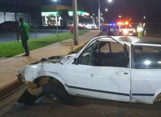 Motorista sofre ferimentos graves em capotamento na BR-262, entre Uberaba e Araxá Motorista sofre ferimentos graves em capotamento na BR-262, entre Uberaba e Araxá