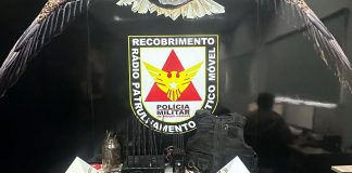 Perseguição policial na MGC-497 termina com prisão de suspeito em Uberlândia Perseguição policial na MGC-497 termina com prisão de suspeito em Uberlândia