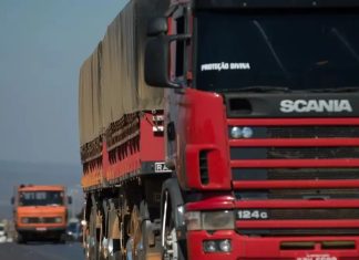 Procon de Uberaba aplica multa de R$ 6,6 mil em empresa por falha no reparo de caminhão Procon de Uberaba aplica multa de R$ 6,6 mil em empresa por falha no reparo de caminhão