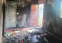 Uberlândia: Bombeiros resgatam mulher em surto psicótico durante incêndio em residência Uberlândia: Bombeiros resgatam mulher em surto psicótico durante incêndio em residência
