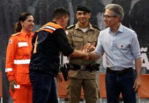 Zema anuncia auxílio alimentação de R$ 50 por dia para forças de segurança Zema anuncia auxílio alimentação de R$ 50 por dia para forças de segurança
