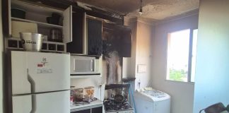 Apartamento pega fogo no bairro Shopping Park, em Uberlândia Apartamento pega fogo no bairro Shopping Park, em Uberlândia